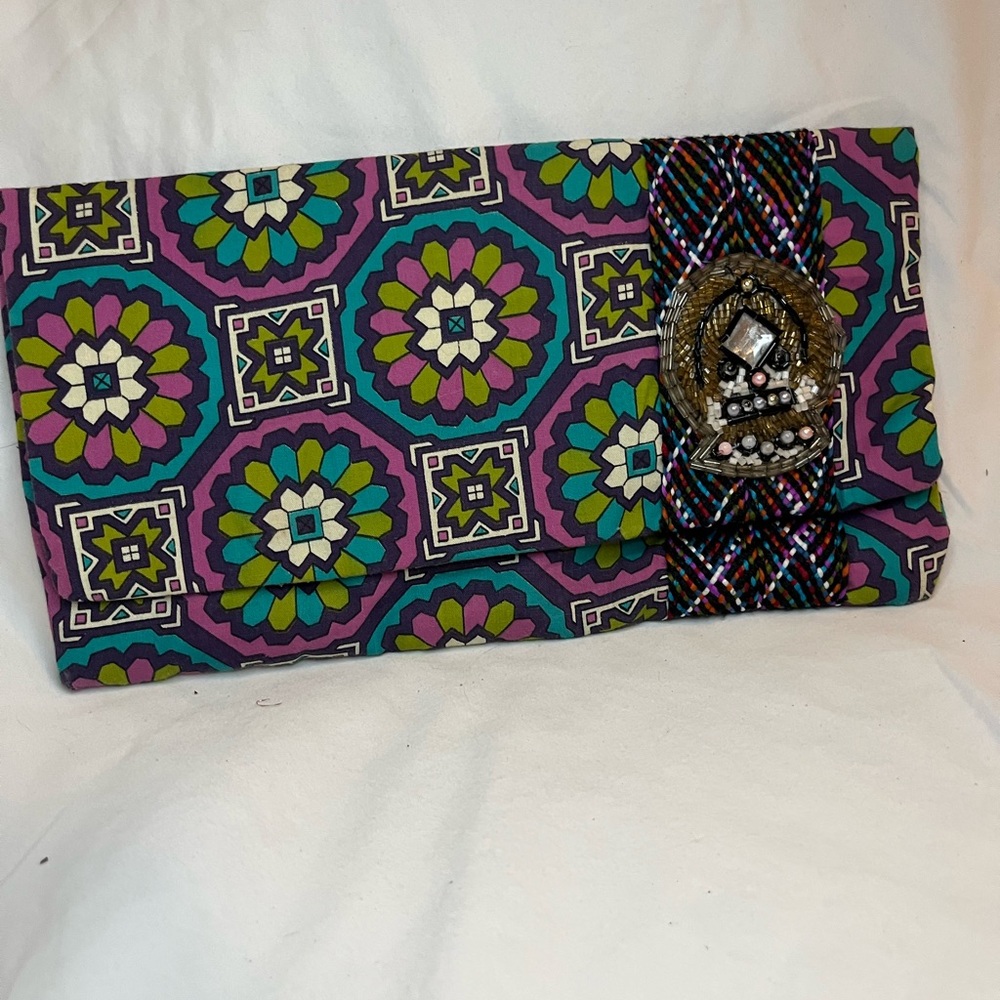 Multicolor Patterned Clutch